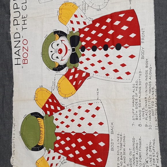 2 VINTAGE Cut/Sew Panels Hallmark Christmas Bear Pillow & BOZO Clown Hand Puppet - Picture 7 of 11